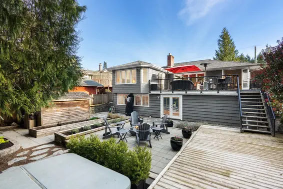 956 Belvista Crescent, North Vancouver For Sale - image 32