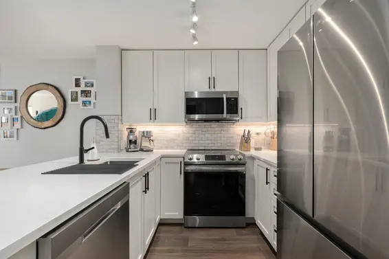 305 124 West 3rd Street, North Vancouver For Sale - image 13