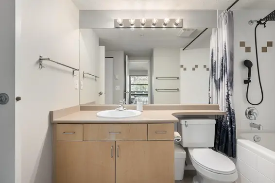 305 124 West 3rd Street, North Vancouver For Sale - image 21