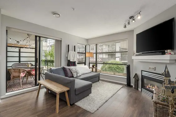 305 124 West 3rd Street, North Vancouver For Sale - image 4