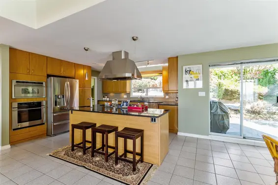 1439 Camridge Road, West Vancouver For Sale - image 17