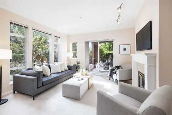 206 678 West Queens Road, North Vancouver
