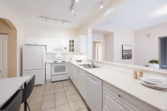 206 678 West Queens Road, North Vancouver For Sale - image 18