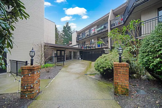 320 1385 Draycott Road, North Vancouver