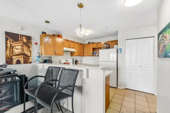 208 333 East 1st Street, North Vancouver For Sale - image 11