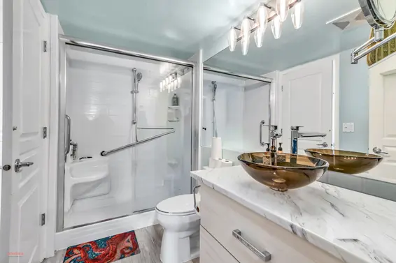 208 333 East 1st Street, North Vancouver For Sale - image 12