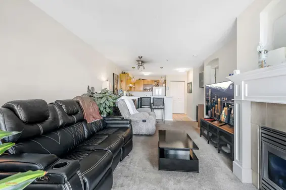 208 333 East 1st Street, North Vancouver For Sale - image 7