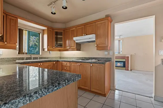 7A 338 Taylor Way, West Vancouver For Sale - image 16