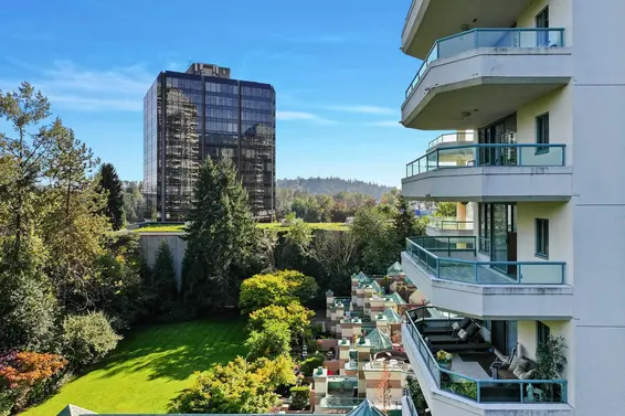 7A 338 Taylor Way, West Vancouver For Sale - image 3