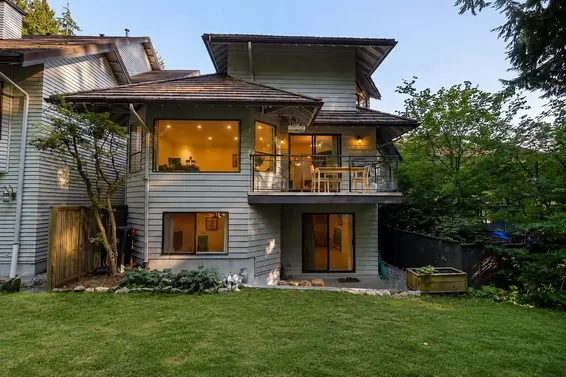 5729 Owl Court, North Vancouver For Sale - image 1