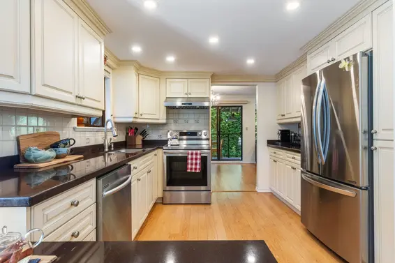 5729 Owl Court, North Vancouver For Sale - image 12