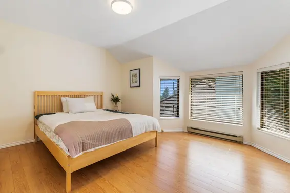 5729 Owl Court, North Vancouver For Sale - image 19