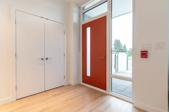 113 1500 Fern Street, North Vancouver For Sale - image 2