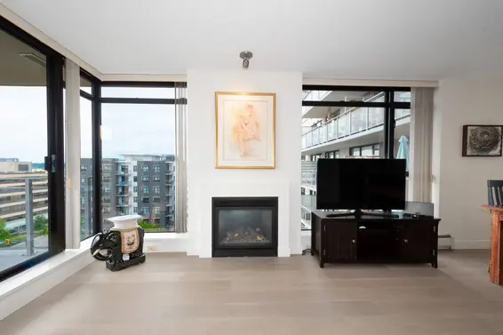 712 175 West 1st Street, North Vancouver For Sale - image 7