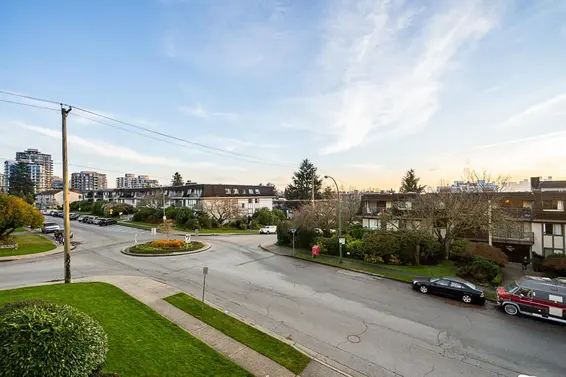 208 308 West 2nd Street, North Vancouver For Sale - image 22