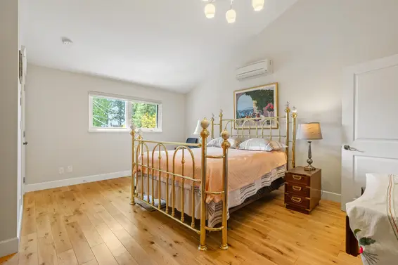 880 West 19th Street, North Vancouver For Sale - image 14
