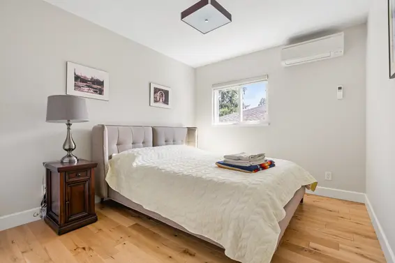880 West 19th Street, North Vancouver For Sale - image 17