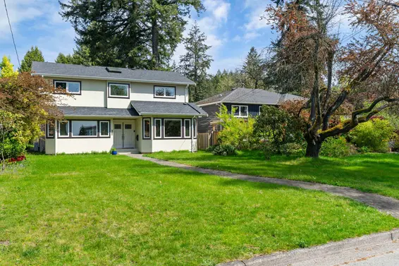 880 West 19th Street, North Vancouver For Sale - image 2
