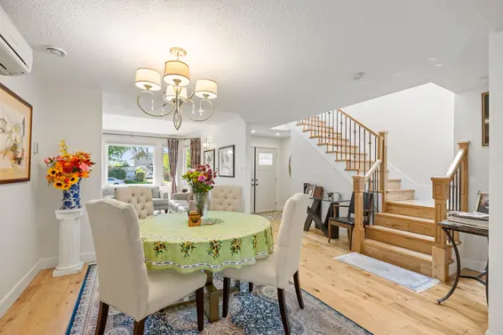 880 West 19th Street, North Vancouver For Sale - image 3