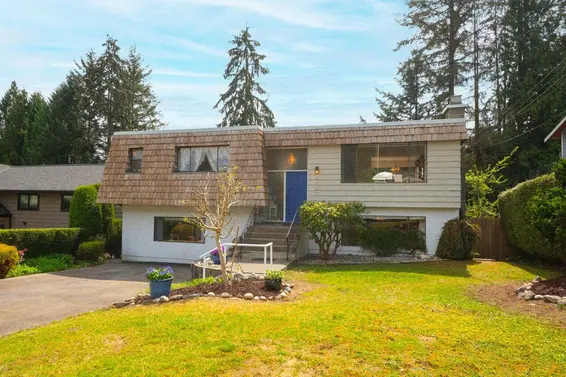 4057 Violet Street, North Vancouver