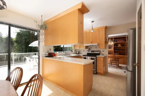4057 Violet Street, North Vancouver For Sale - image 14