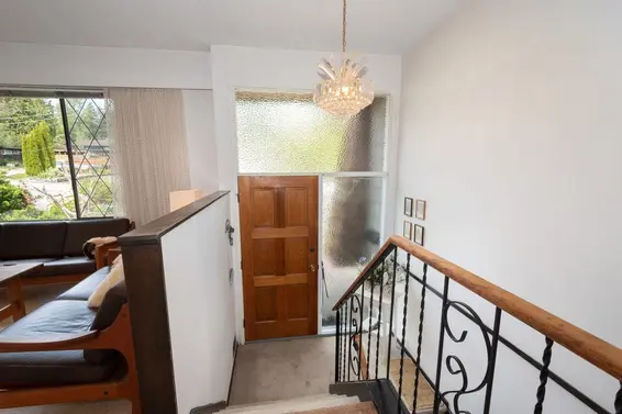 4057 Violet Street, North Vancouver For Sale - image 2