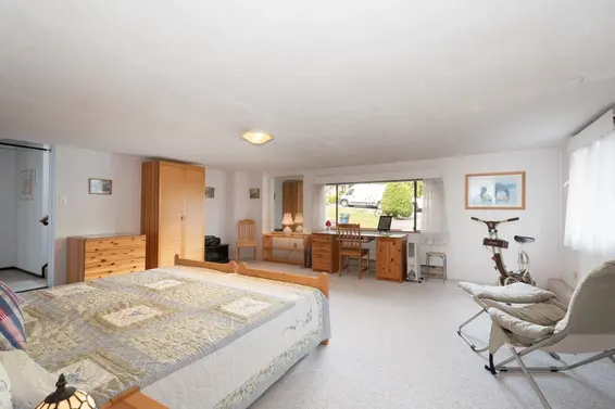 4057 Violet Street, North Vancouver For Sale - image 30
