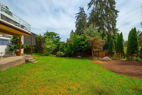 4057 Violet Street, North Vancouver For Sale - image 37