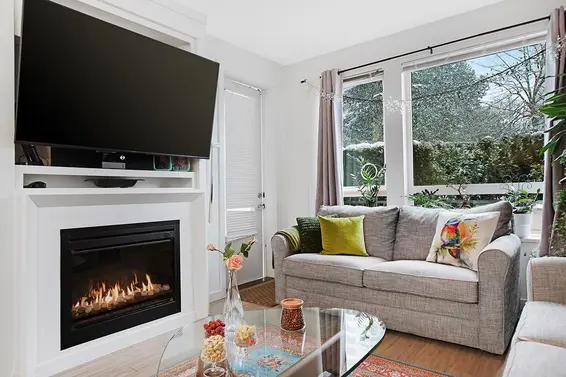 106 717 Chesterfield Avenue, North Vancouver For Sale - image 3