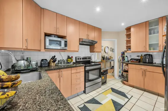1052 Montroyal Boulevard, North Vancouver For Sale - image 13