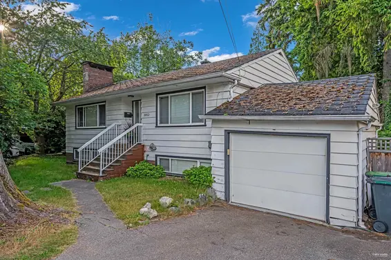 1052 Montroyal Boulevard, North Vancouver For Sale - image 22