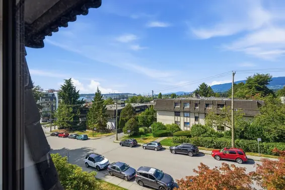305 275 West 2nd Street, North Vancouver For Sale - image 5