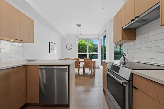 105 2242 Marine Drive, West Vancouver For Sale - image 7