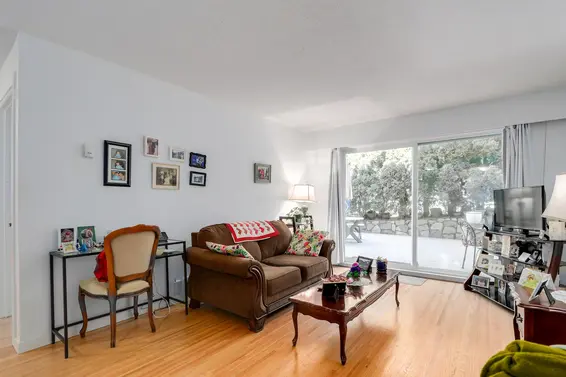 104 135 West 21st Street, North Vancouver For Sale - image 2