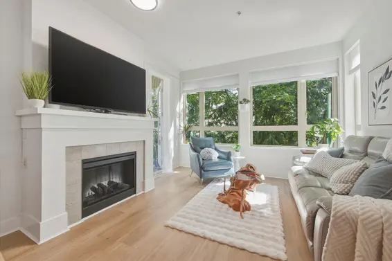 308 1111 East 27th Street, North Vancouver