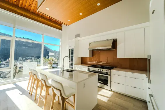 901 6687 Nelson Avenue, West Vancouver For Sale - image 4