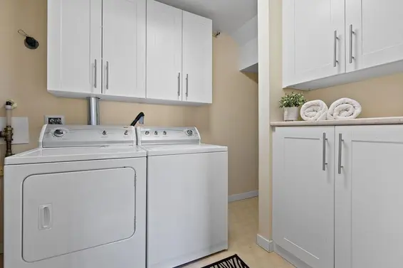 1 230 East Keith Road, North Vancouver For Sale - image 25