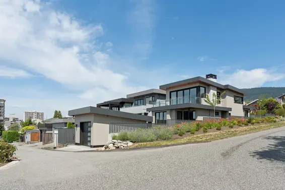 1202 Duchess Avenue, West Vancouver For Sale - image 37