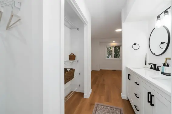 1583 Bowser Avenue, North Vancouver For Sale - image 23