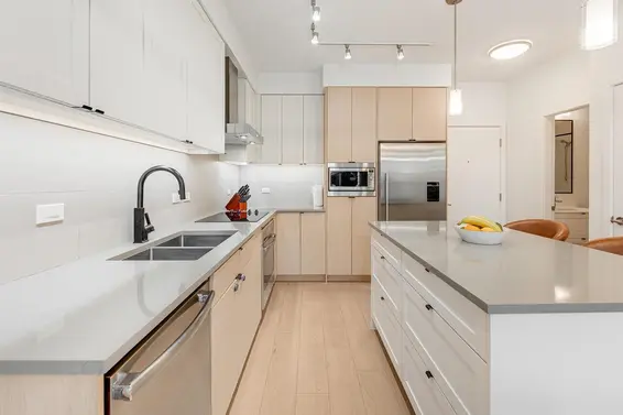 113 3205 Mountain Highway, North Vancouver For Sale - image 4