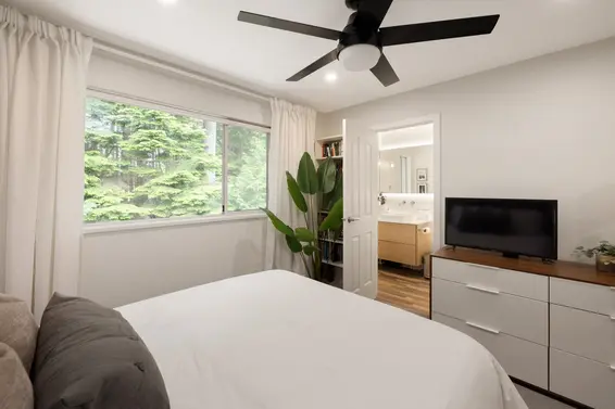 3946 Indian River Drive, North Vancouver For Sale - image 20