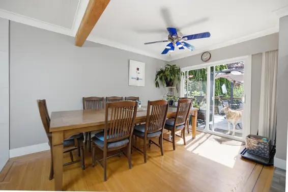 944 Tollcross Road, North Vancouver For Sale - image 11