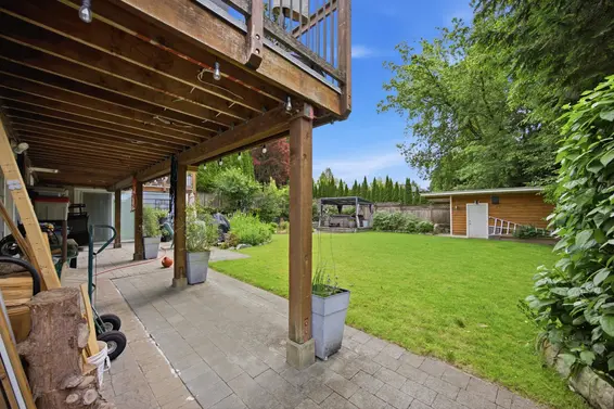 944 Tollcross Road, North Vancouver For Sale - image 34