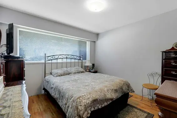203 East 26th Street, North Vancouver For Sale - image 16
