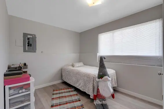 203 East 26th Street, North Vancouver For Sale - image 23