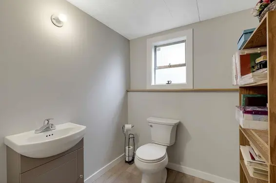 203 East 26th Street, North Vancouver For Sale - image 24