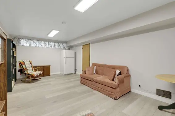 203 East 26th Street, North Vancouver For Sale - image 27