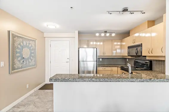 411 345 Lonsdale Avenue, North Vancouver For Sale - image 16