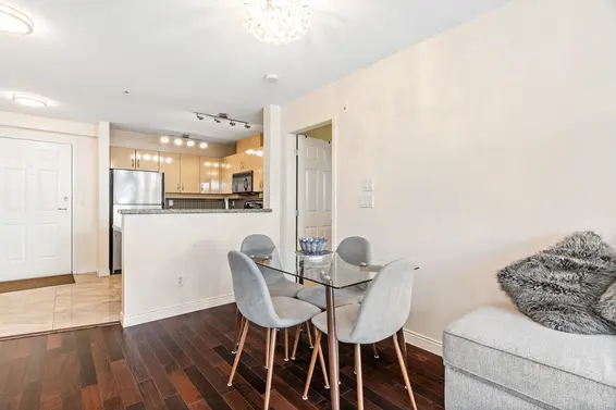 411 345 Lonsdale Avenue, North Vancouver For Sale - image 8