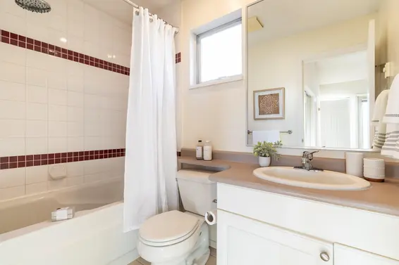 105 222 West 4th Street, North Vancouver For Sale - image 25